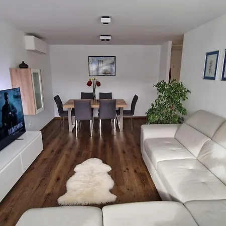 Apartma Val * Maribor