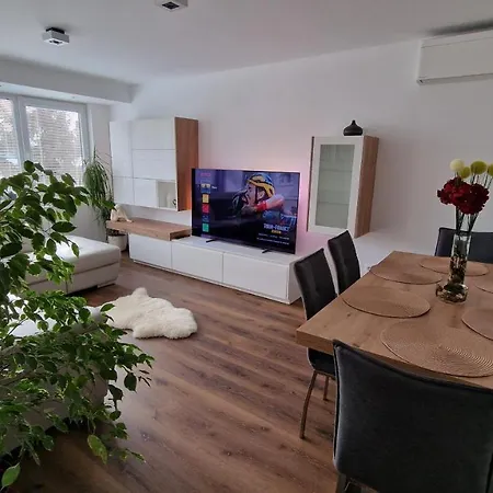 Apartma Val * Maribor
